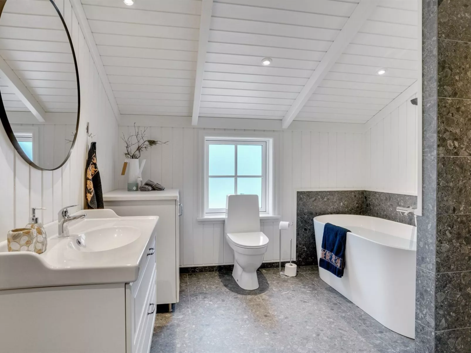 "Fido" - 300m from the sea-Binnen