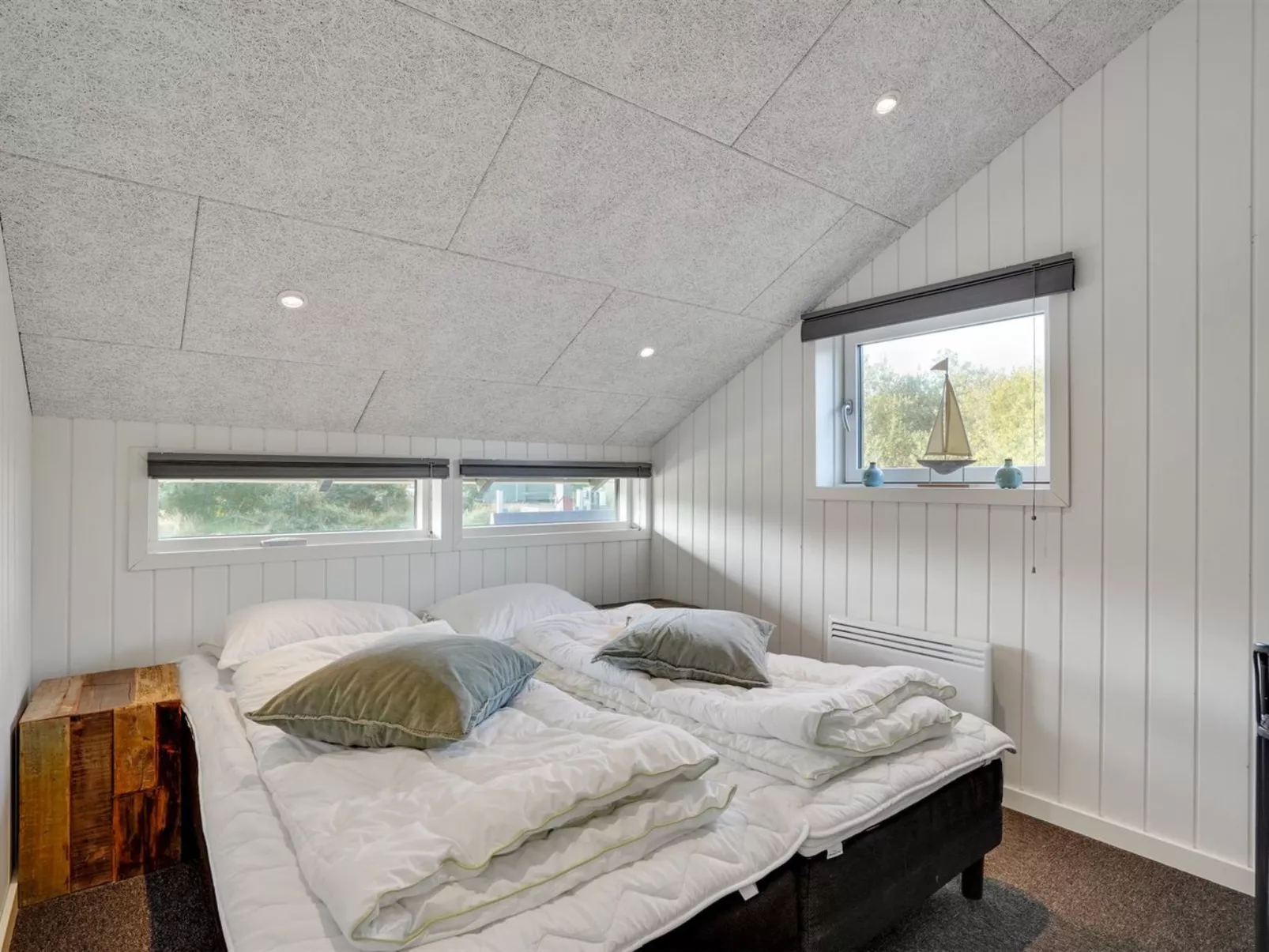 "Ellenora" - 1km from the sea-Binnen