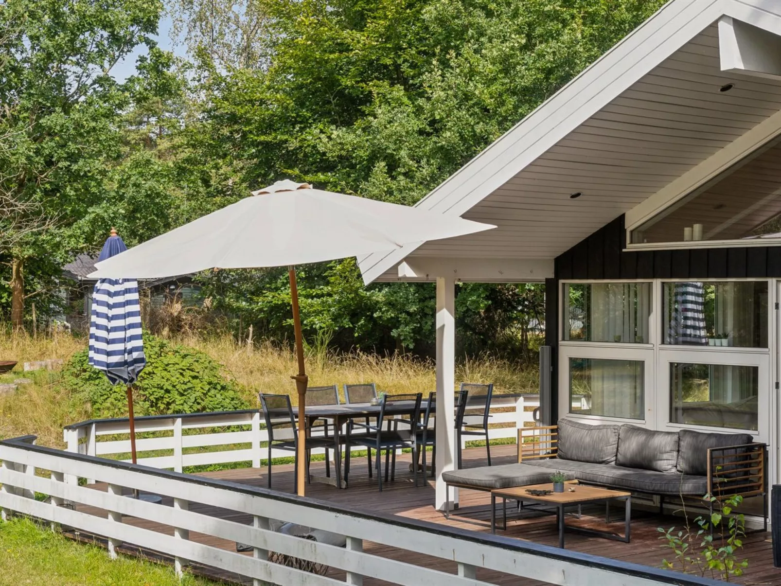 "Amola" - 1.6km from the sea-Buiten