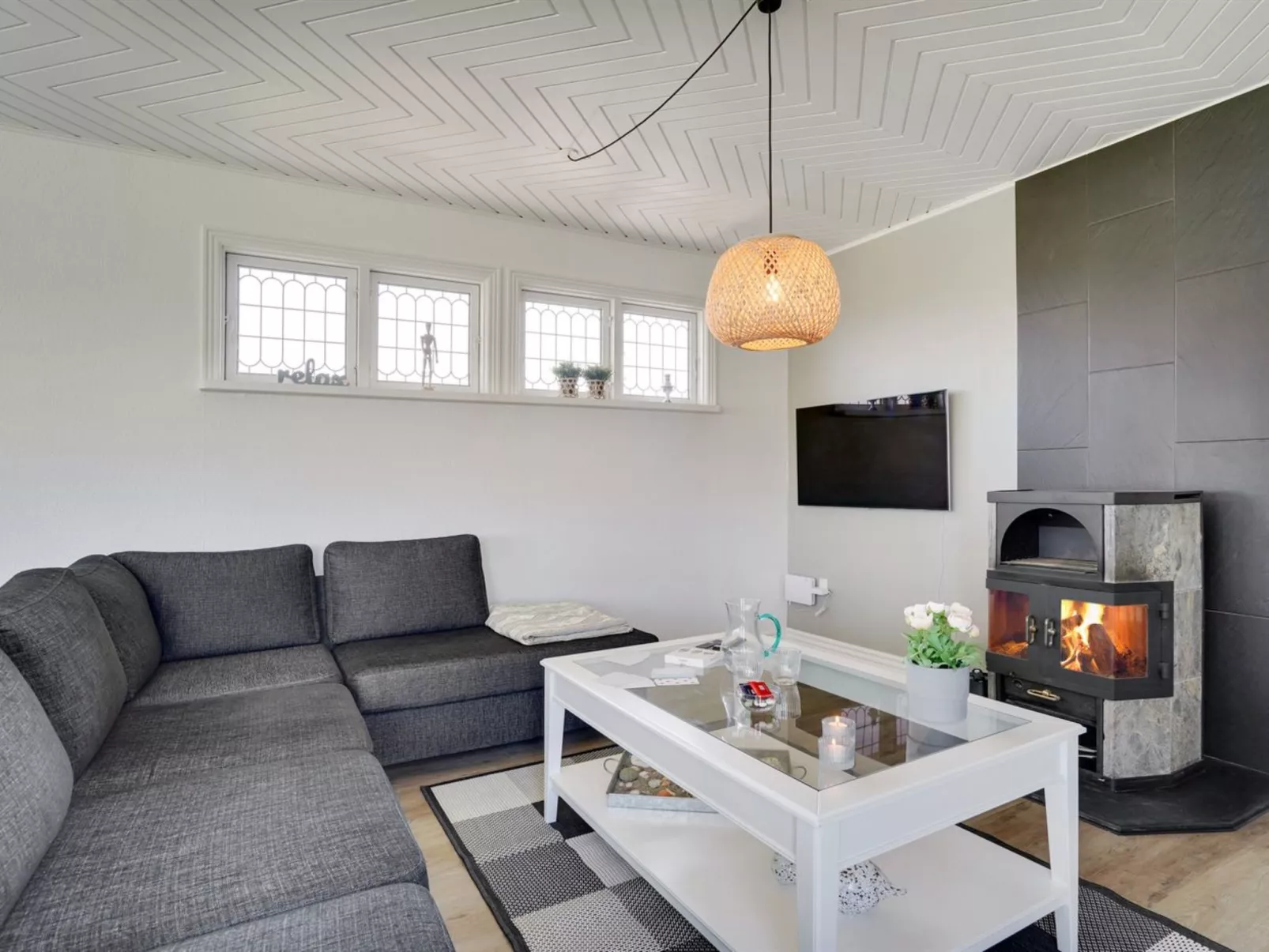 "Hwitserk" - 5m from the sea-Binnen