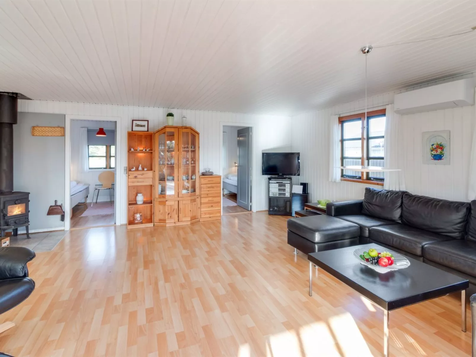 "Annabell" - 150m from the sea-Binnen