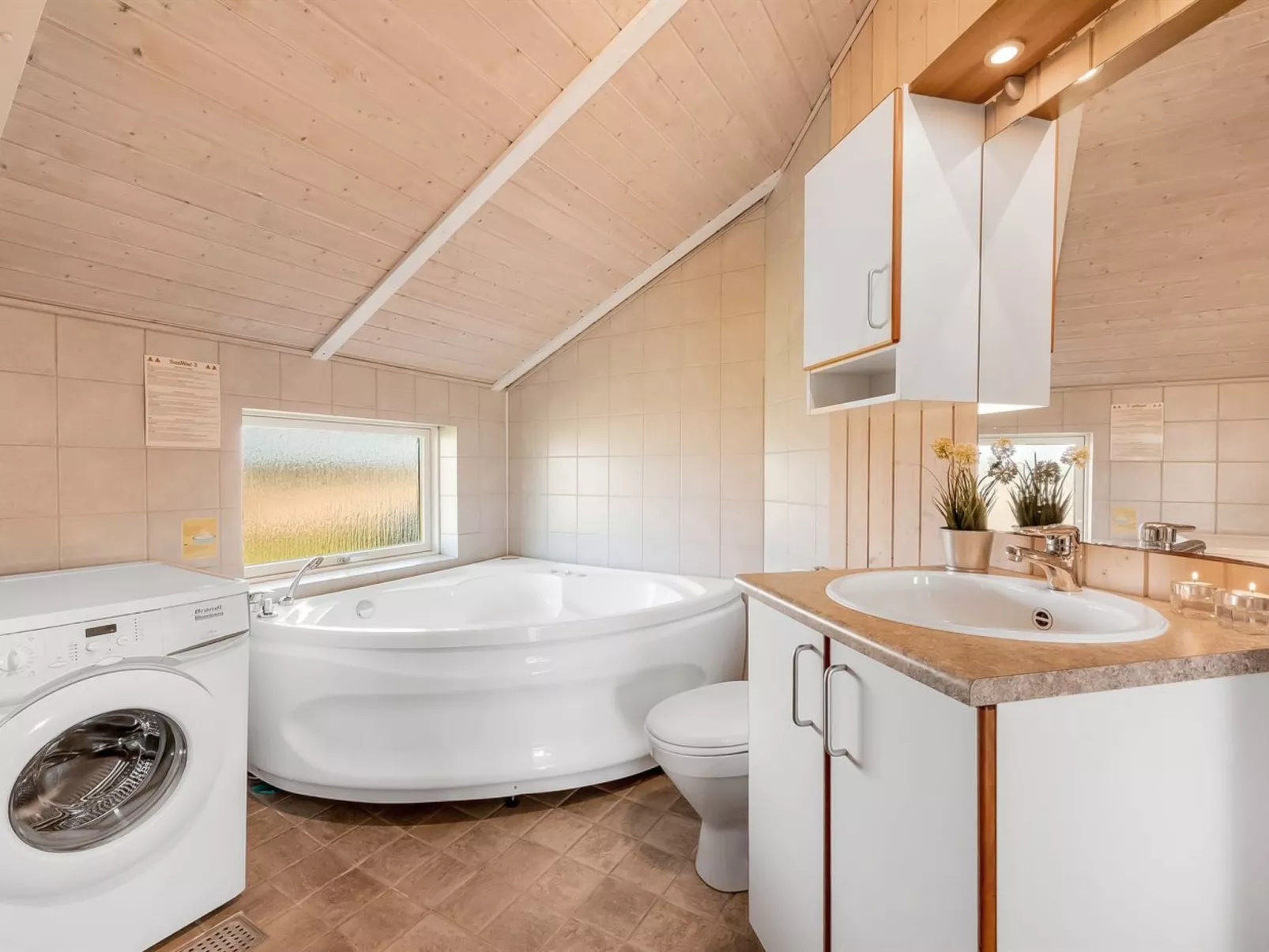 "Eemil" - 700m from the sea-Binnen