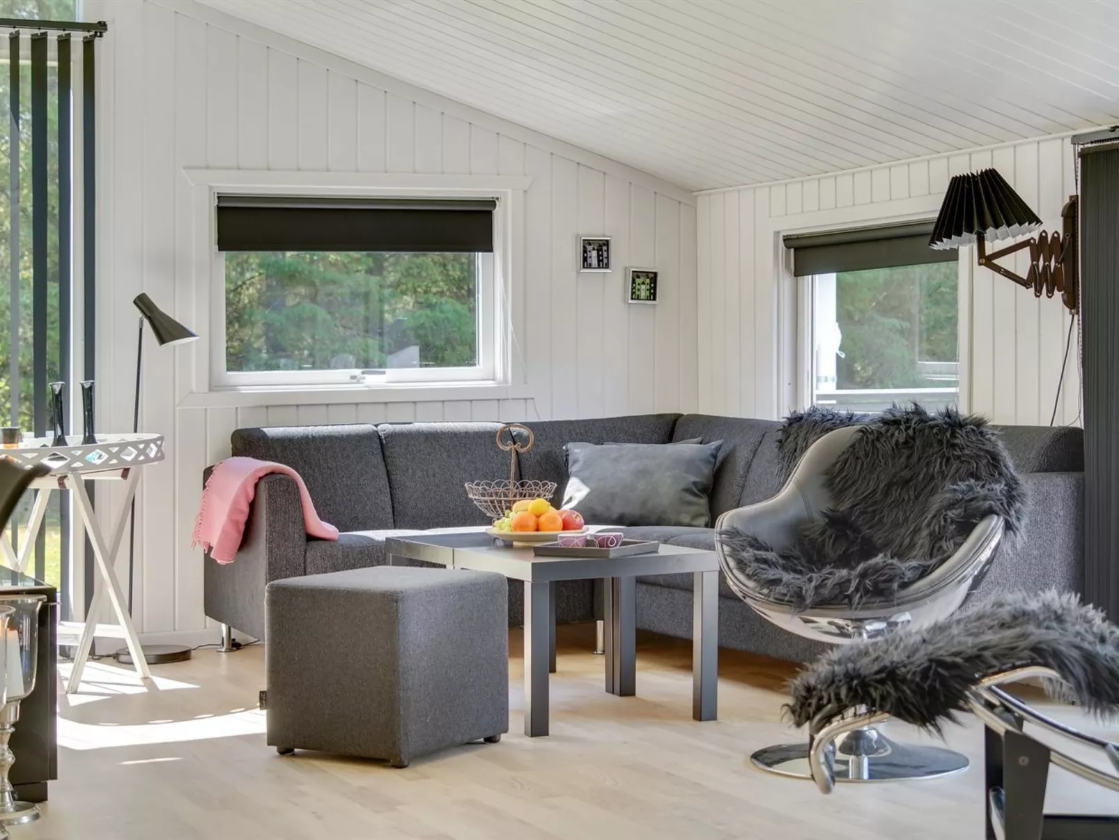 "Ally" - 250m from the sea-Binnen