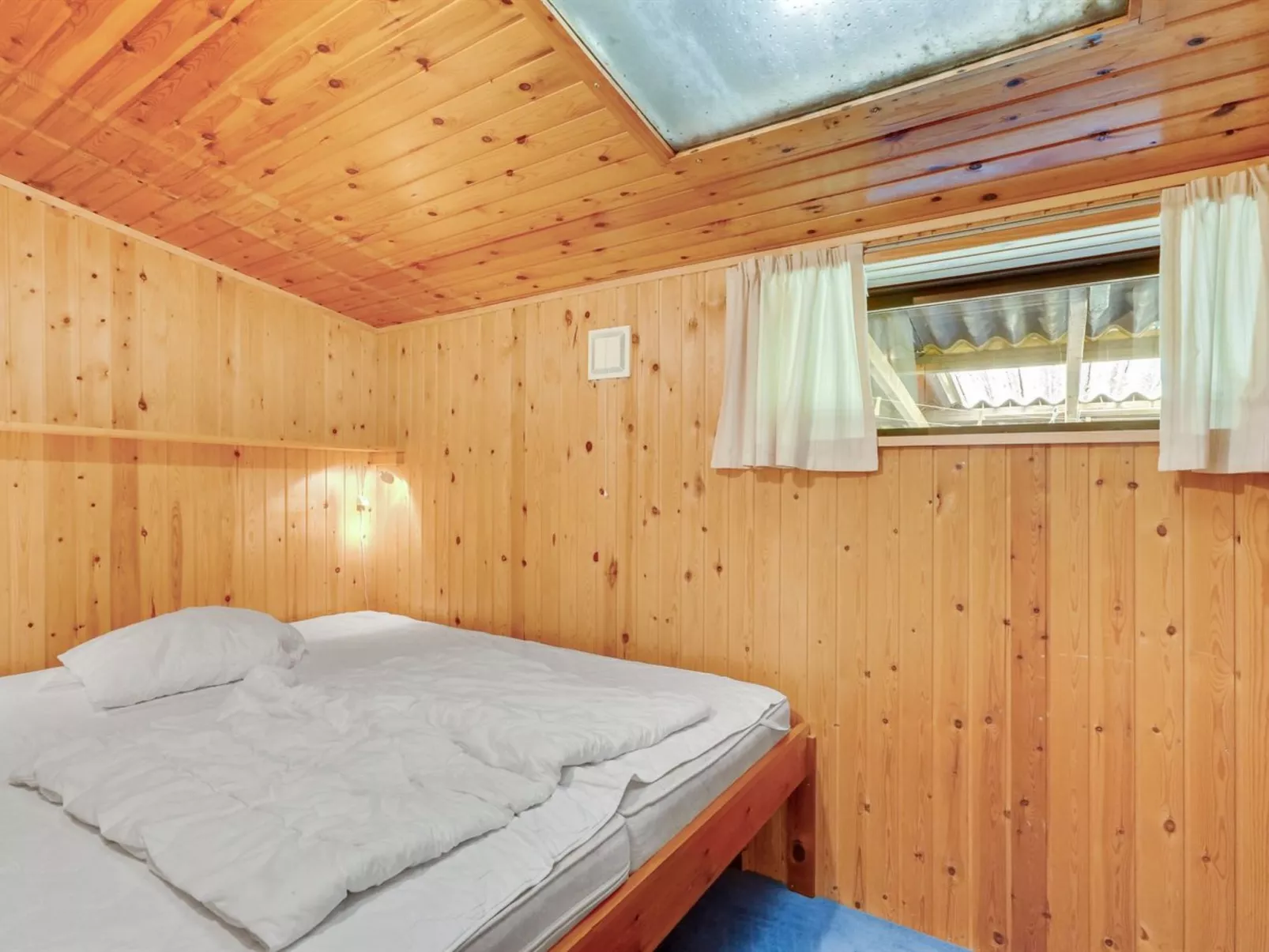 "Suki" - 650m from the sea-Binnen