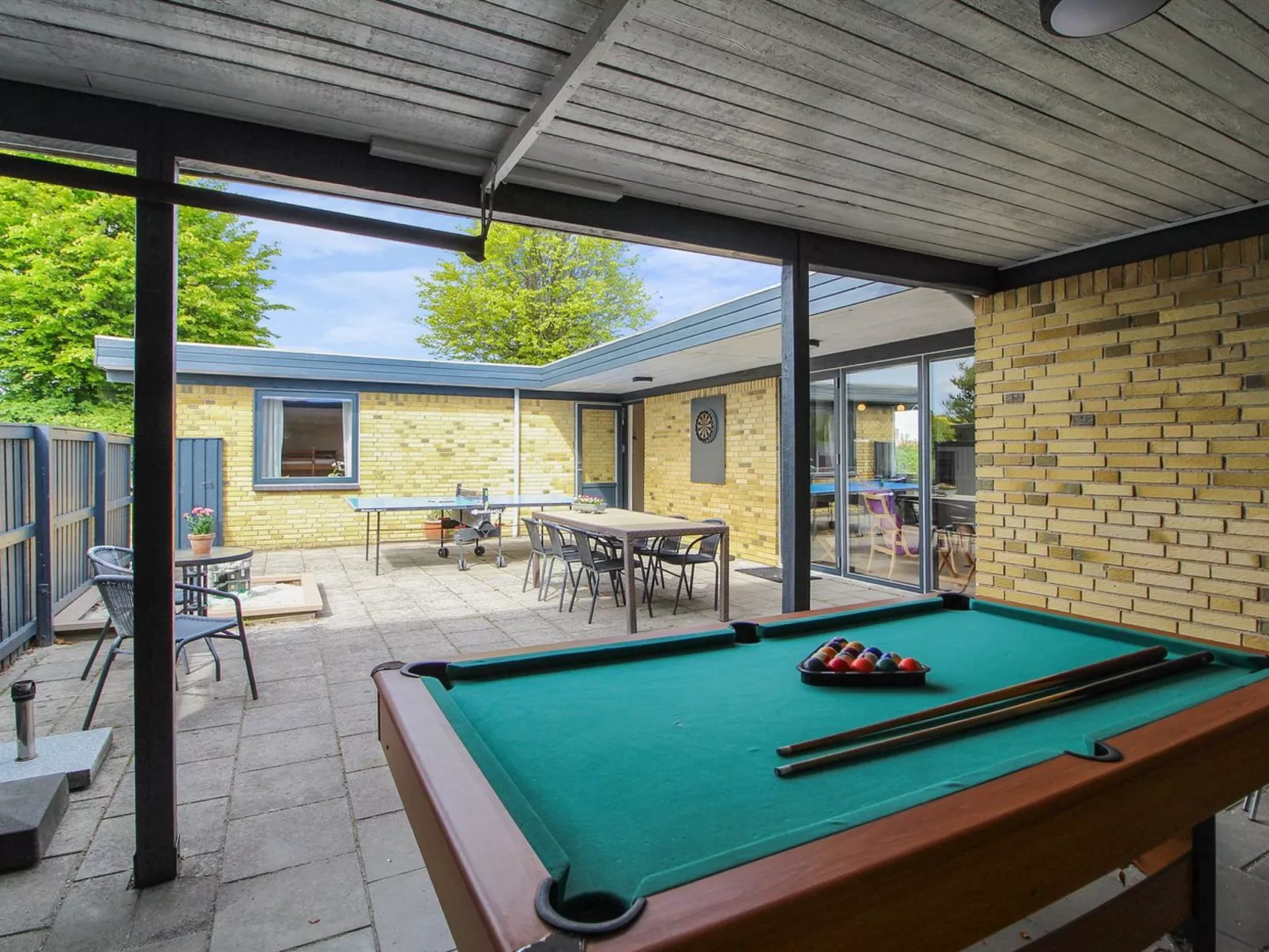 "Kiowa" - 100m from the sea-Buiten