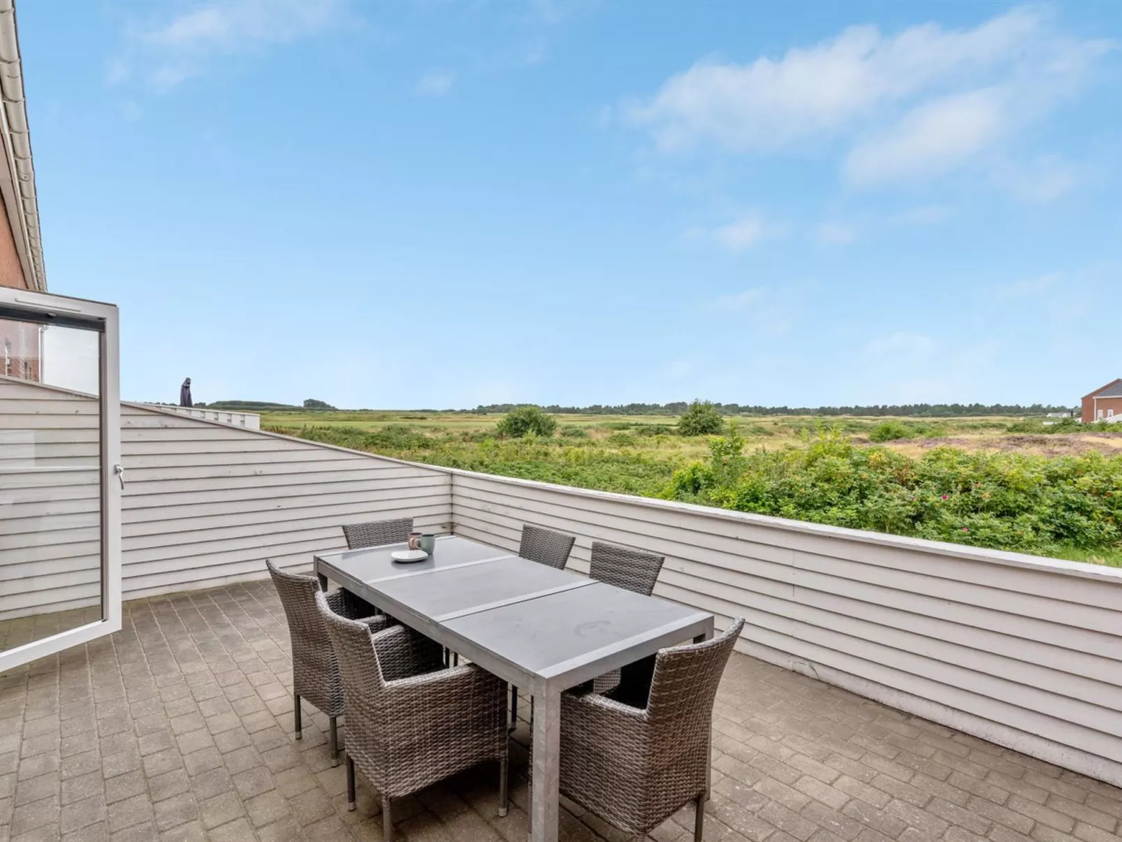 "Anke" - 500m from the sea - Buiten