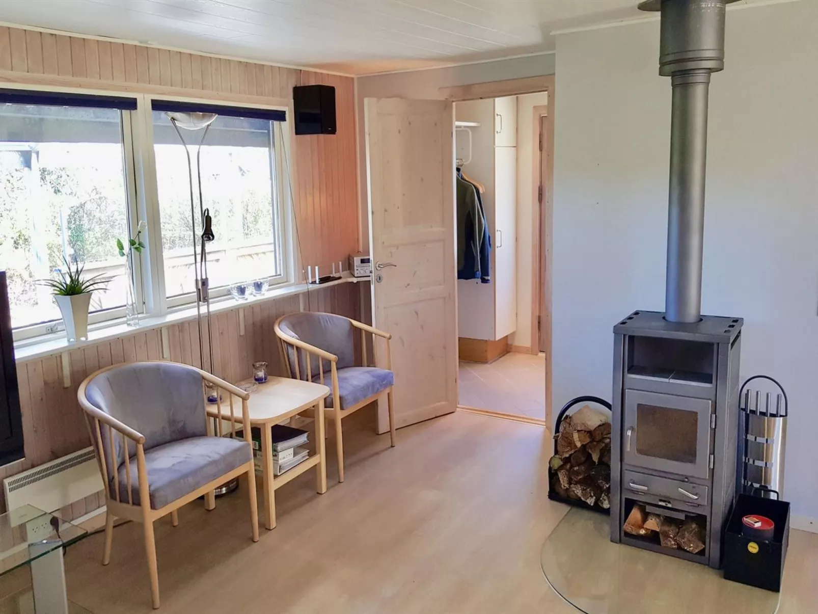 "Gudrid" - 500m from the sea-Binnen