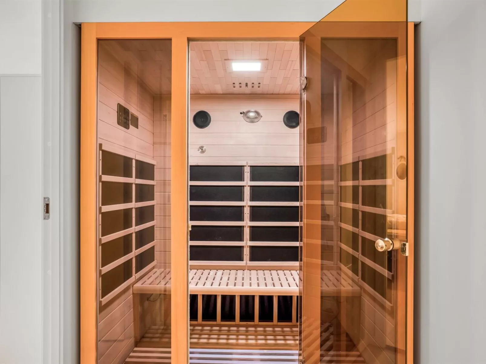 "Hejdie" - 150m from the sea-Binnen