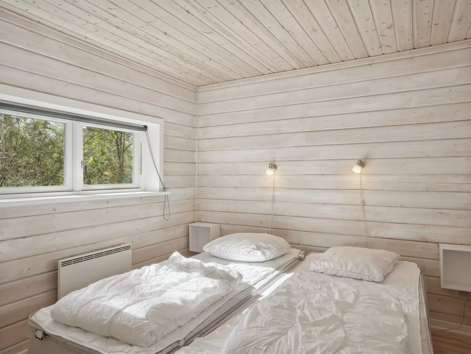 "Hejdi" - 350m from the sea-Binnen