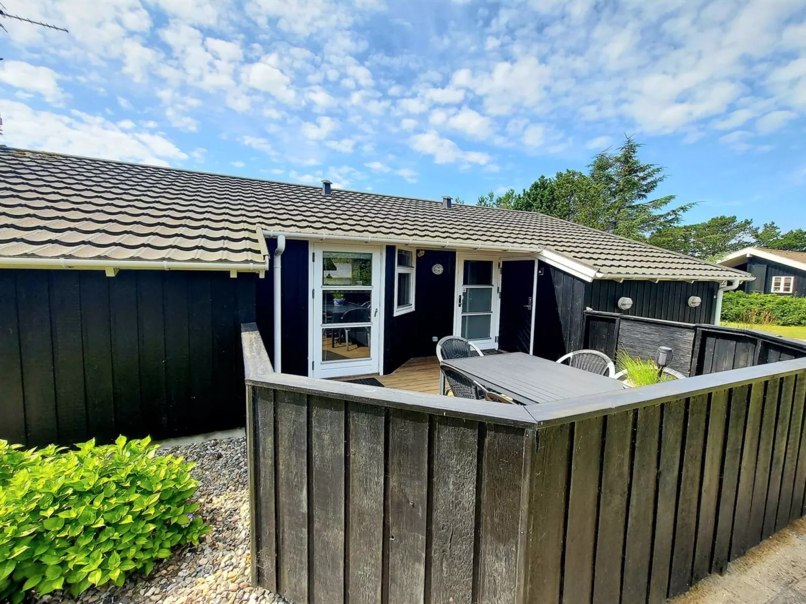 "Thorin" - 100m from the sea-Buiten