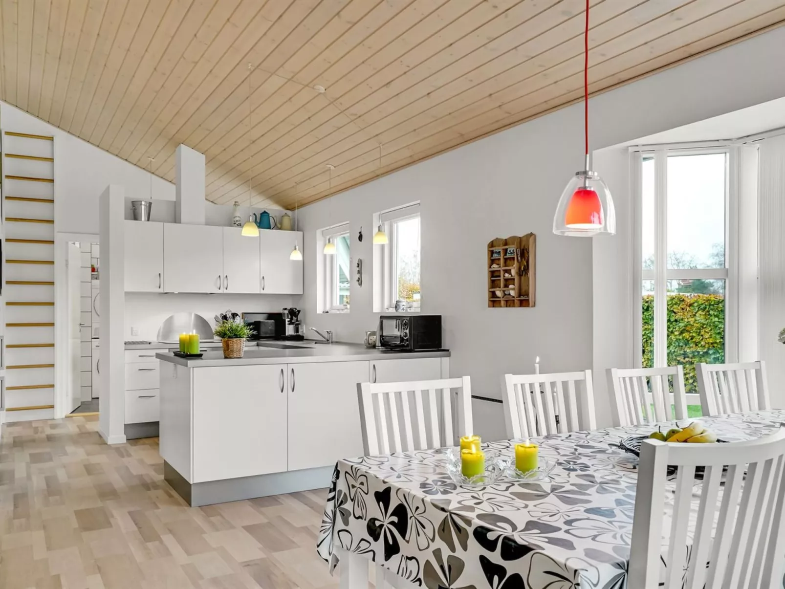 "Ayen" - 1.5km from the sea-Binnen