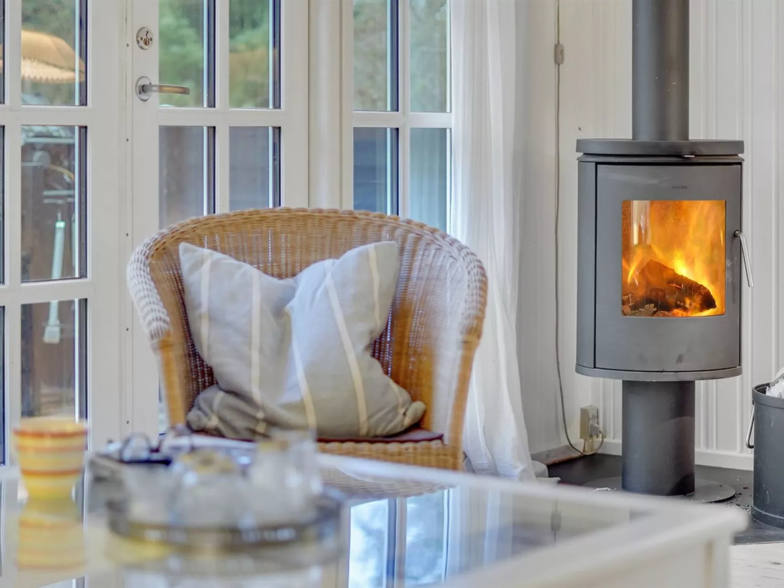 "Fjola" - 200m from the sea-Binnen