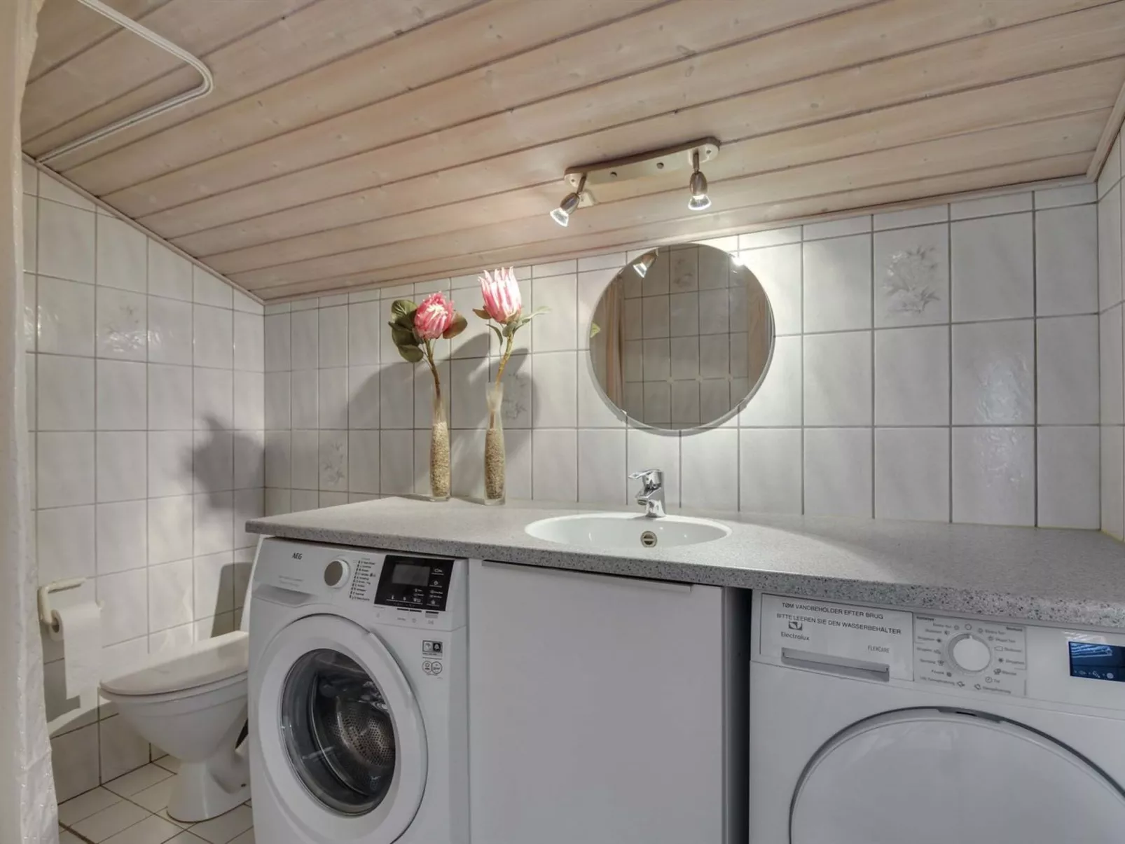 "Birgita" - 700m from the sea-Binnen