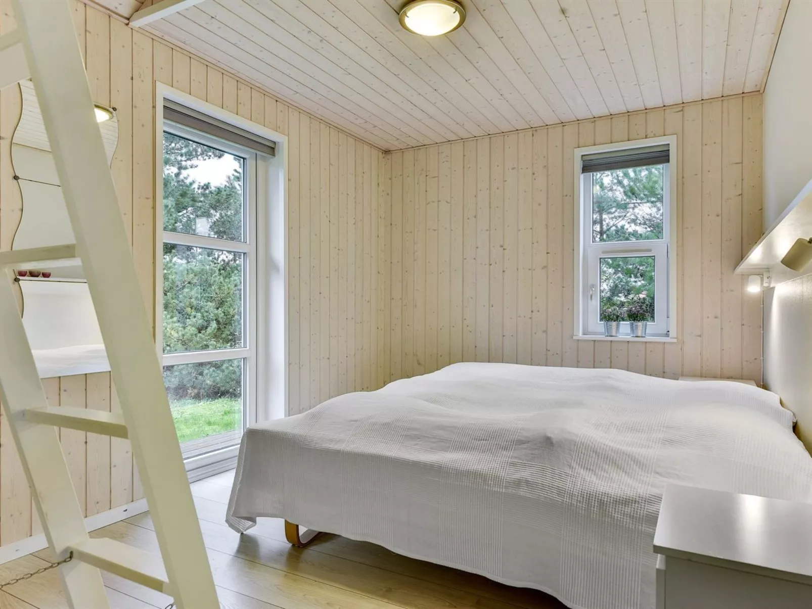 "Anethe" - 100m to the fjord-Binnen