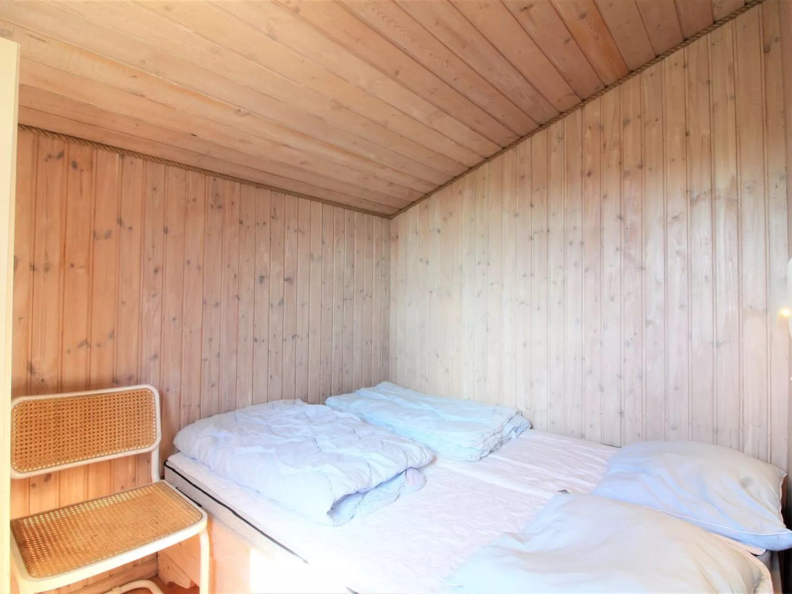 "Arita" - 250m from the sea-Binnen