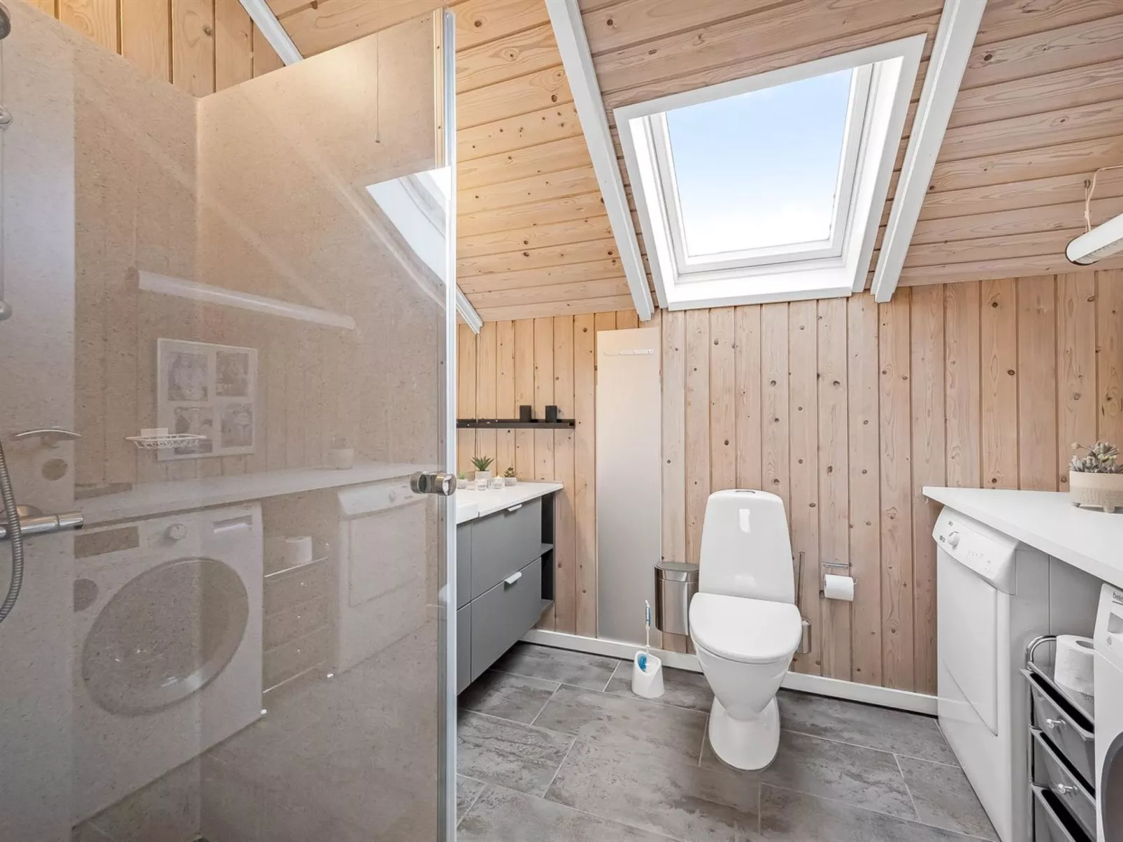 "Doris" - 150m from the sea-Binnen