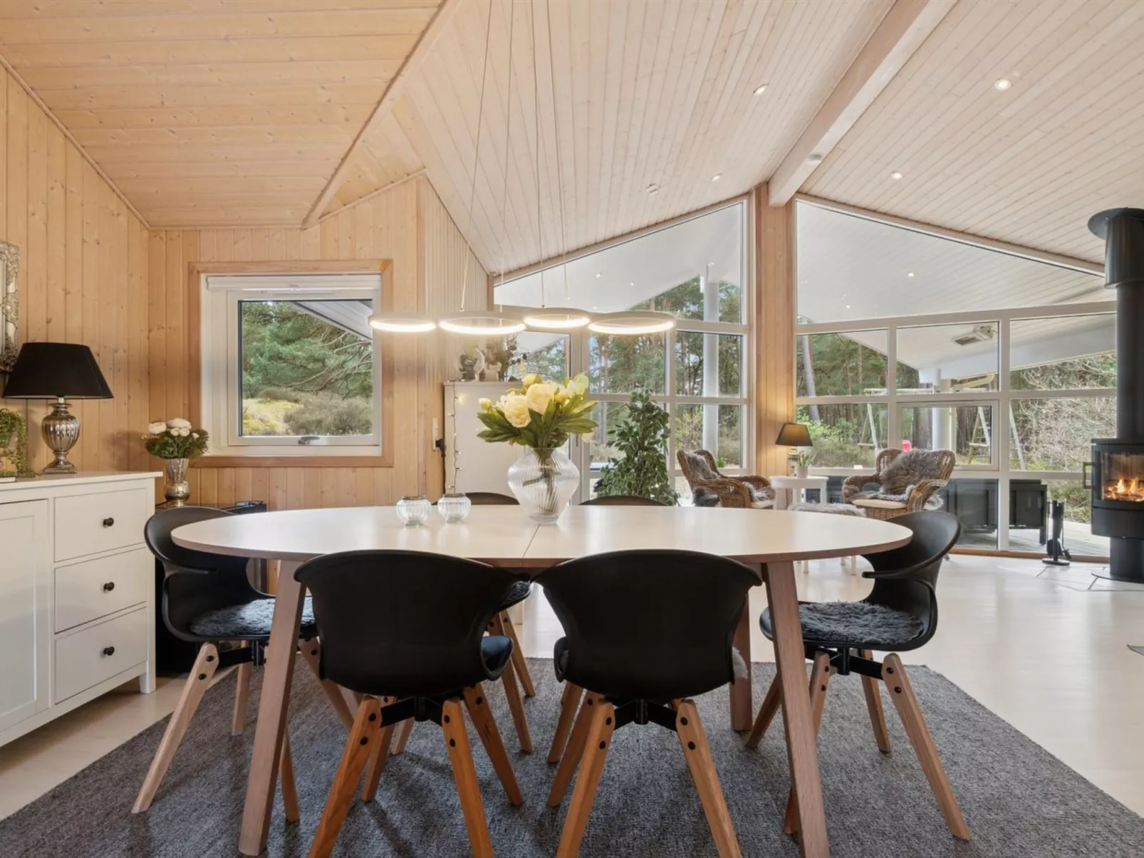 "Bergulv" - 75m from the sea-Binnen