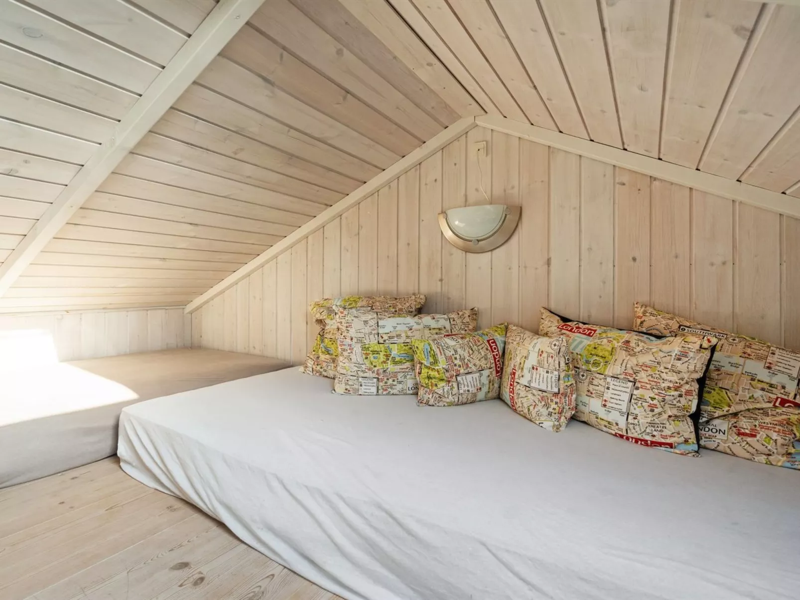 "Yara" - 1km to the fjord-Binnen