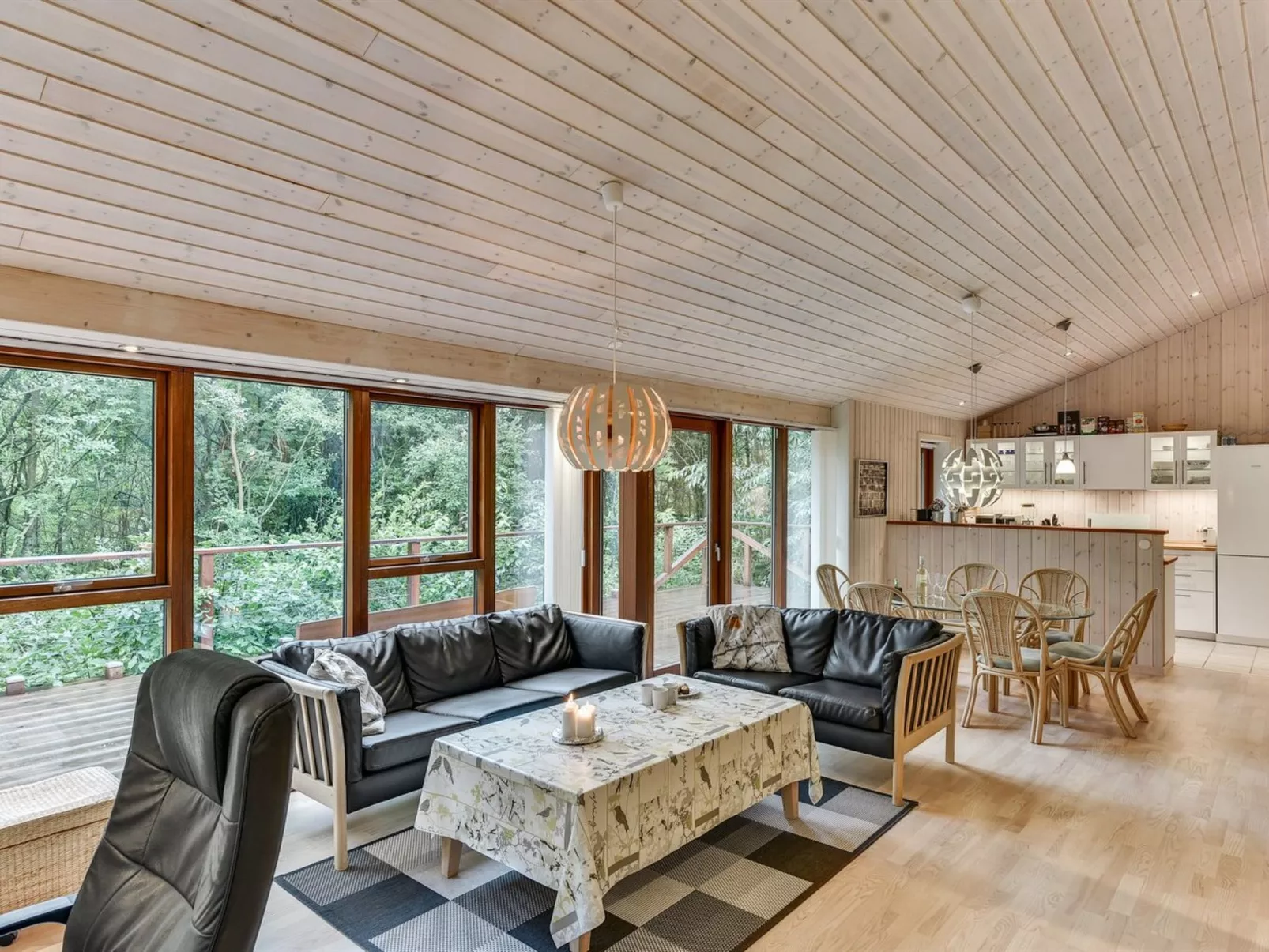 "Nelie" - 40km from the sea-Binnen