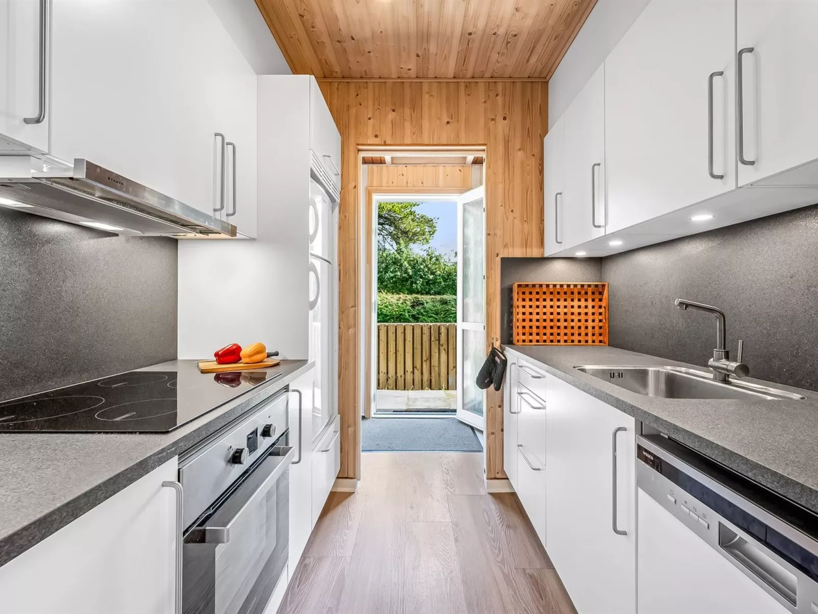 "Dorthe" - 300m to the fjord-Binnen