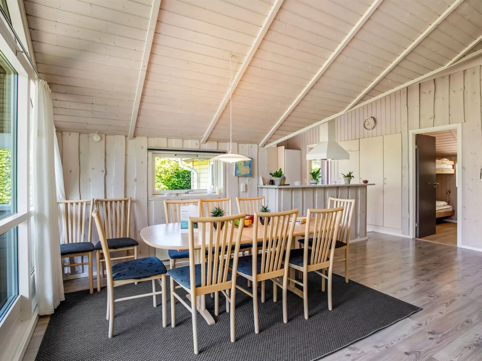 "Isving" - 1.1km to the fjord-Binnen