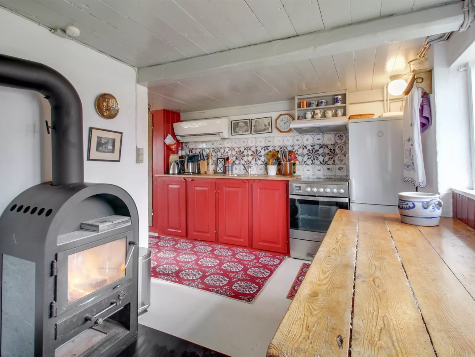 "Saarah" - 25km from the sea-Binnen