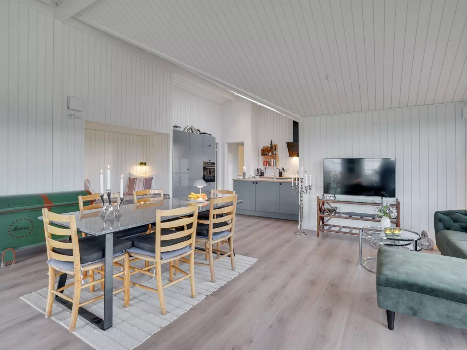 "Annerose" - 550m from the sea-Binnen