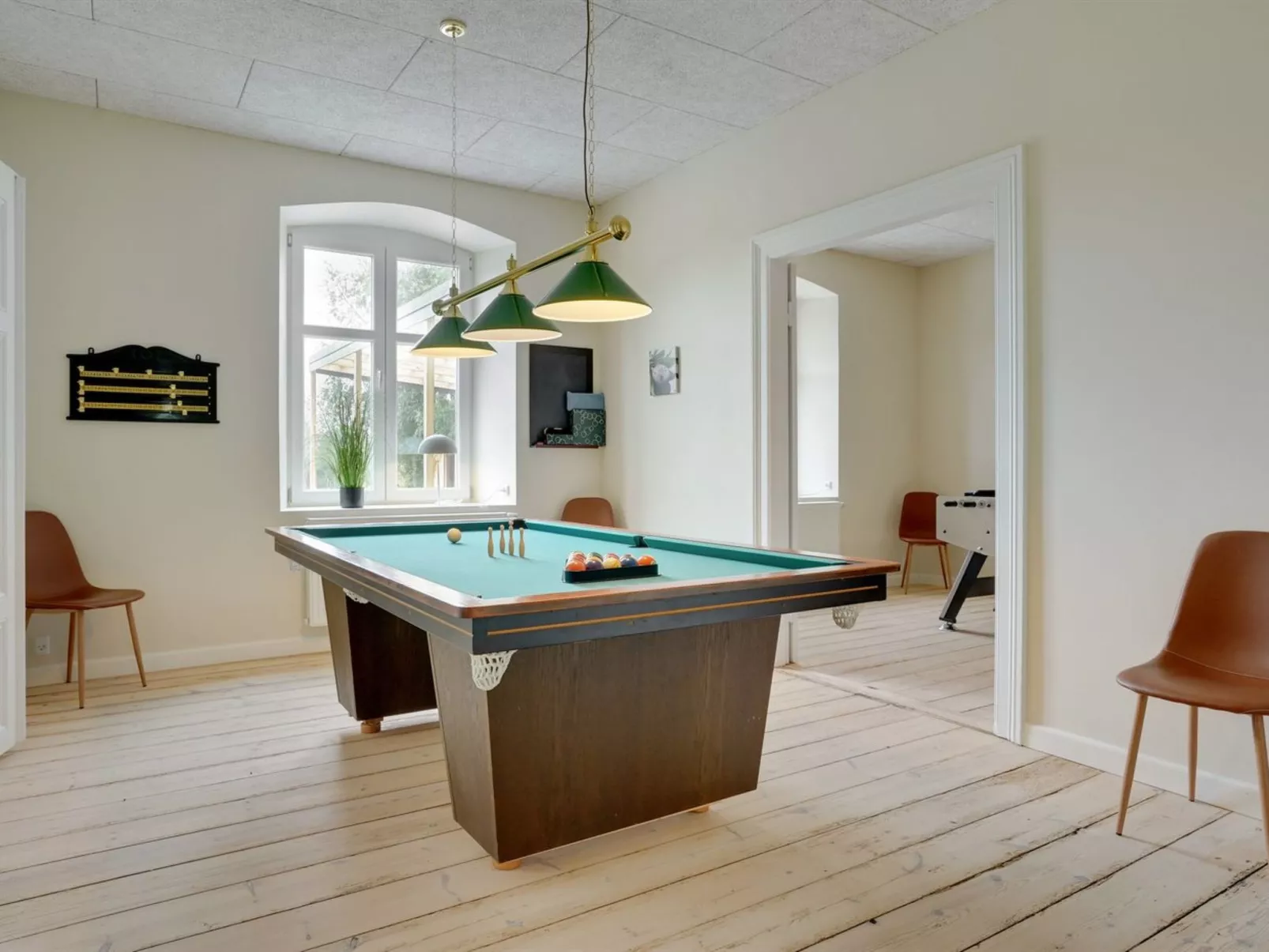 "Niki" - 15km from the sea-Binnen