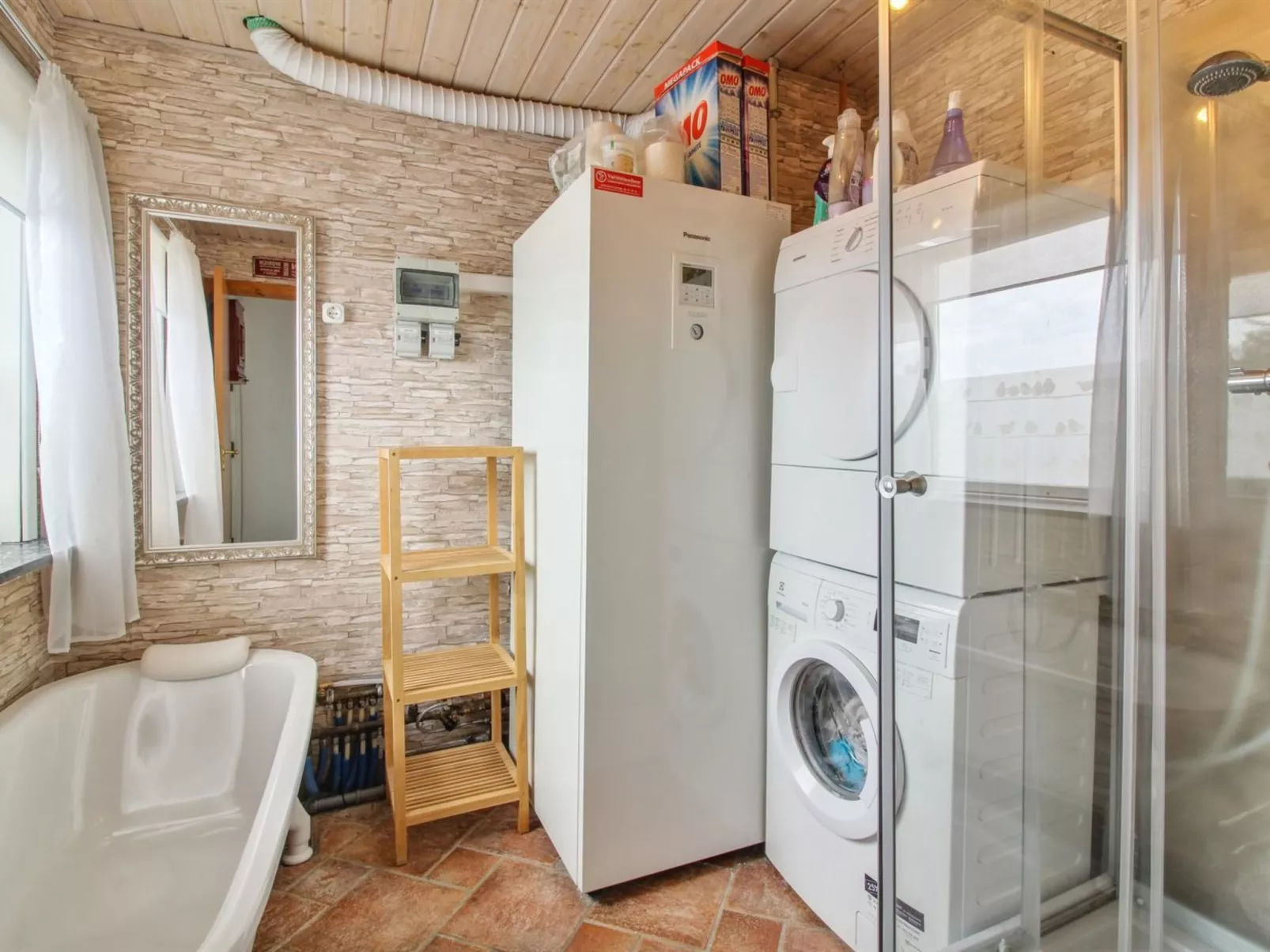 "Ellanor" - 1.4km from the sea-Binnen