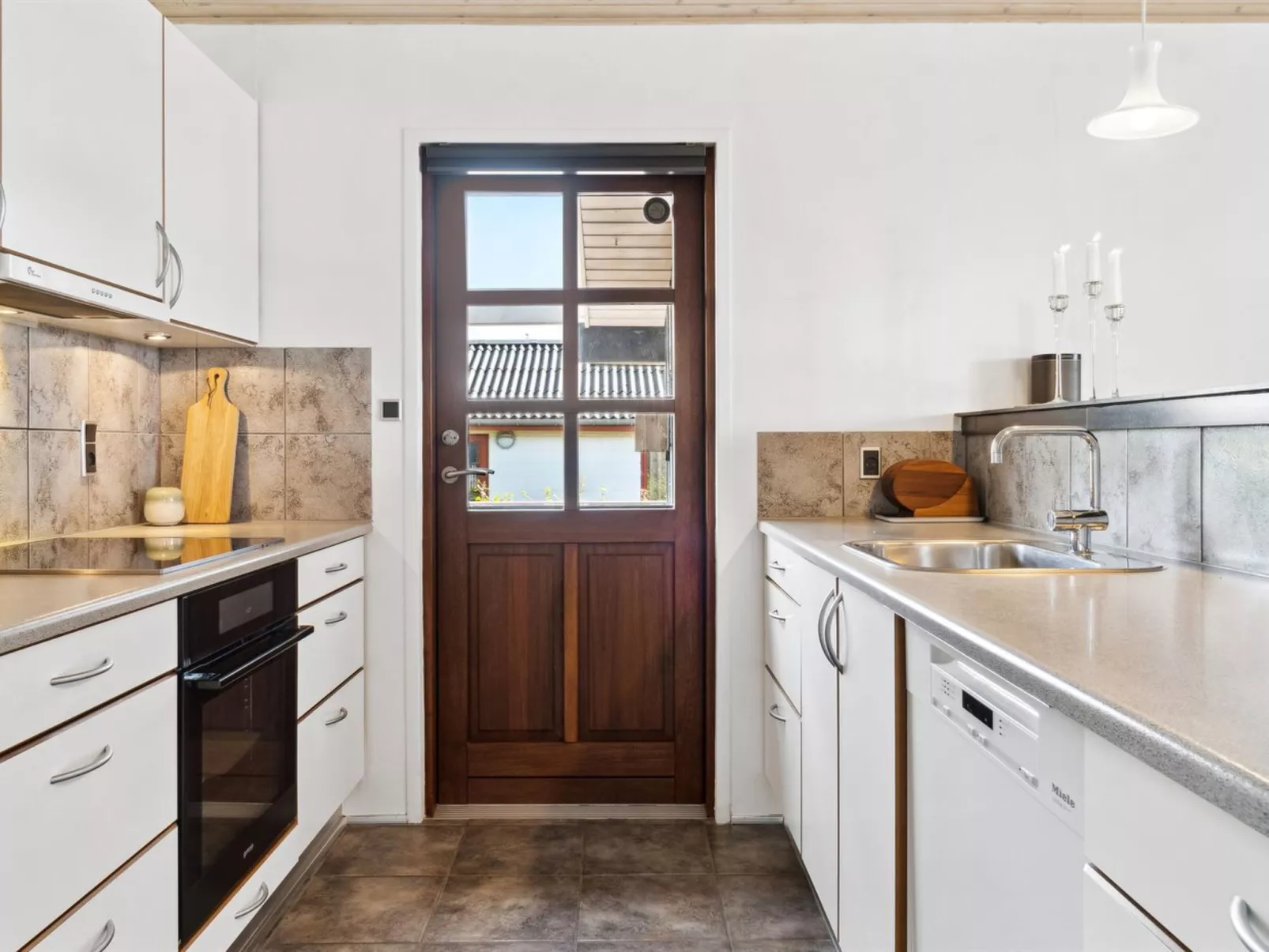 "Kerstin" - 400m from the sea-Binnen