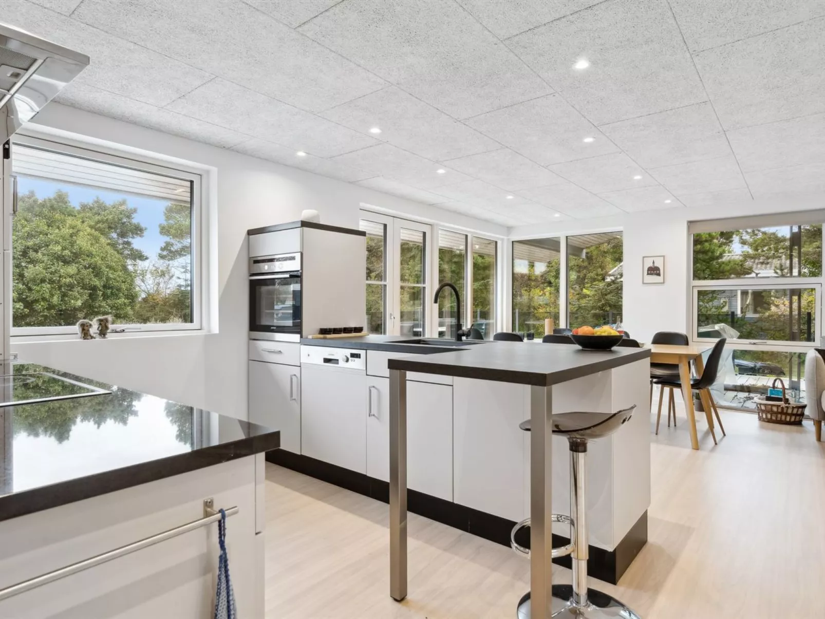 "Ilva" - 250m from the sea-Binnen