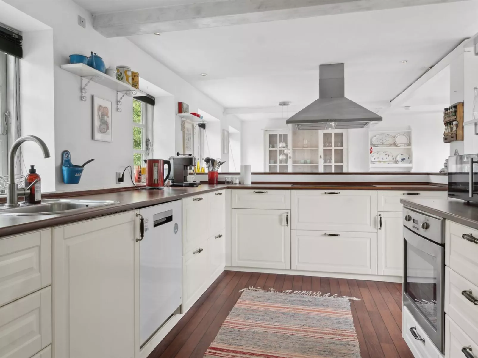 "Finja" - 6km from the sea-Binnen