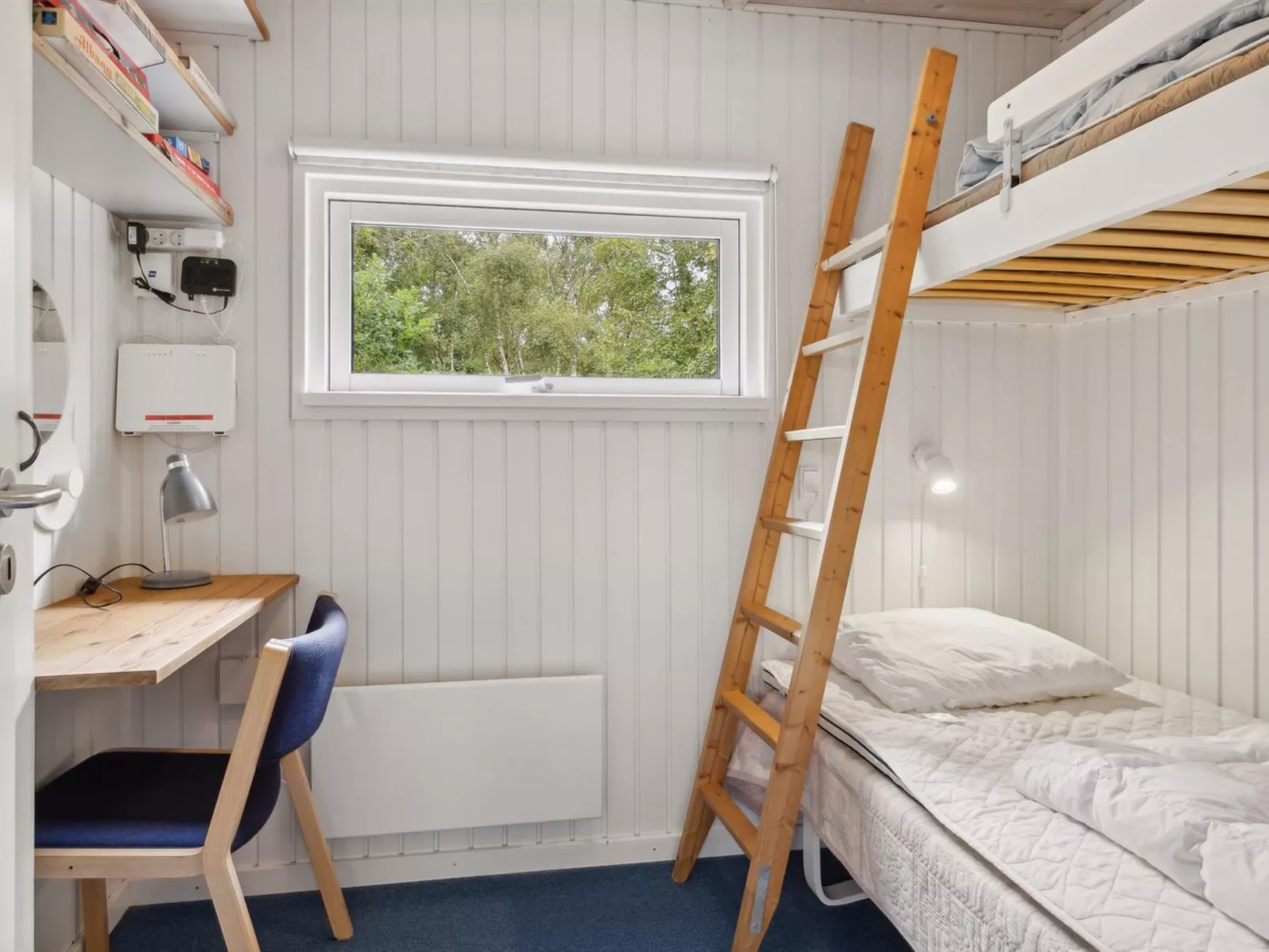 "Alkmar" -  from the sea-Binnen