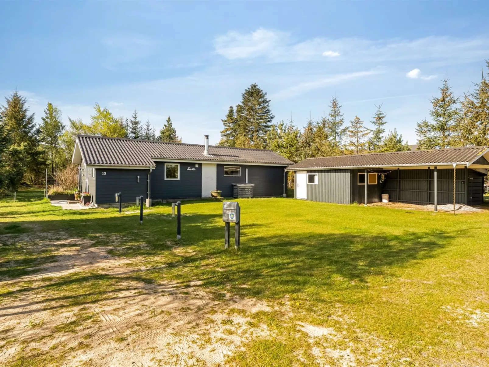 "Suvi" - 700m from the sea-Buiten