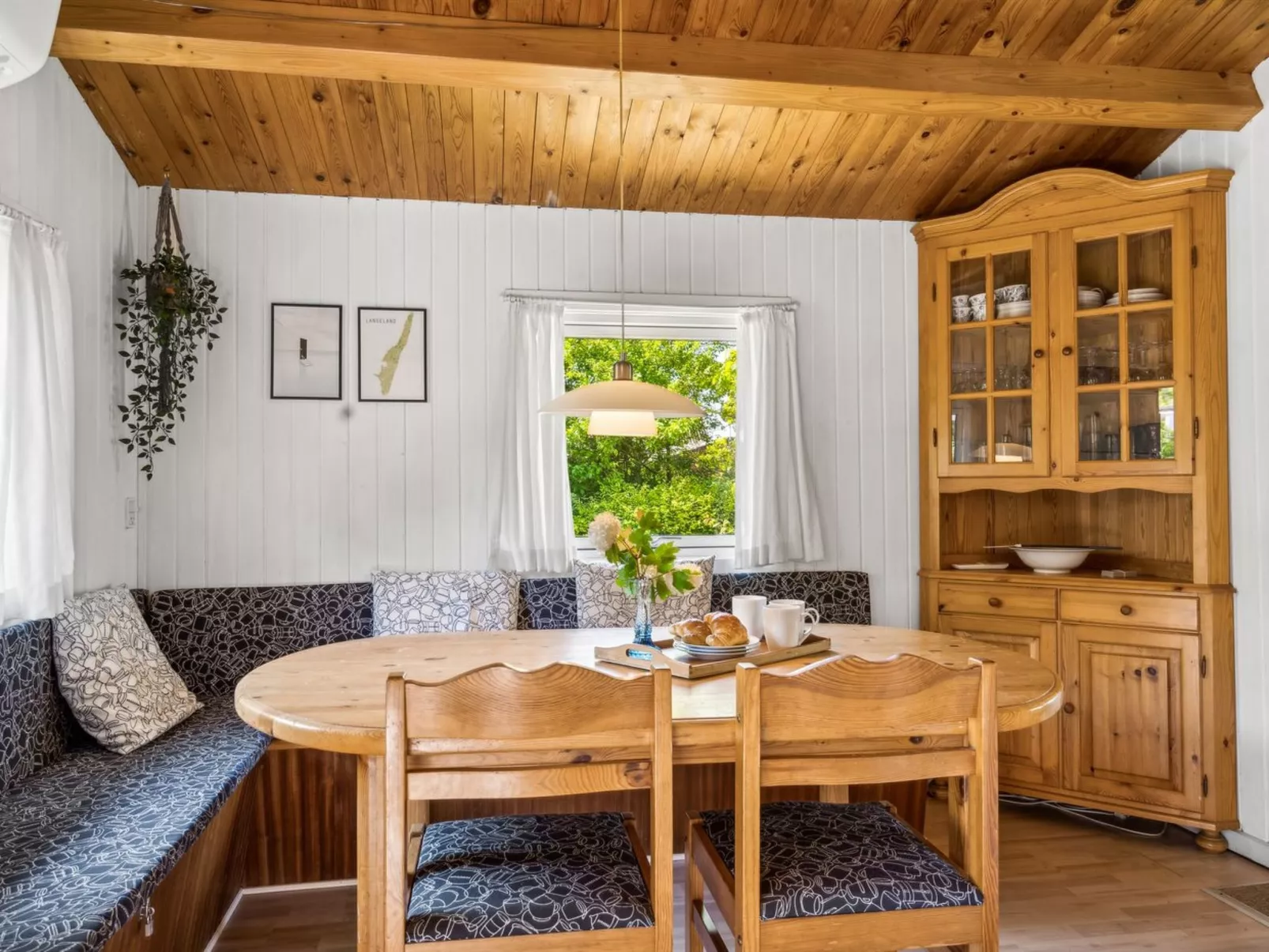 "Benthe" - 200m from the sea-Binnen