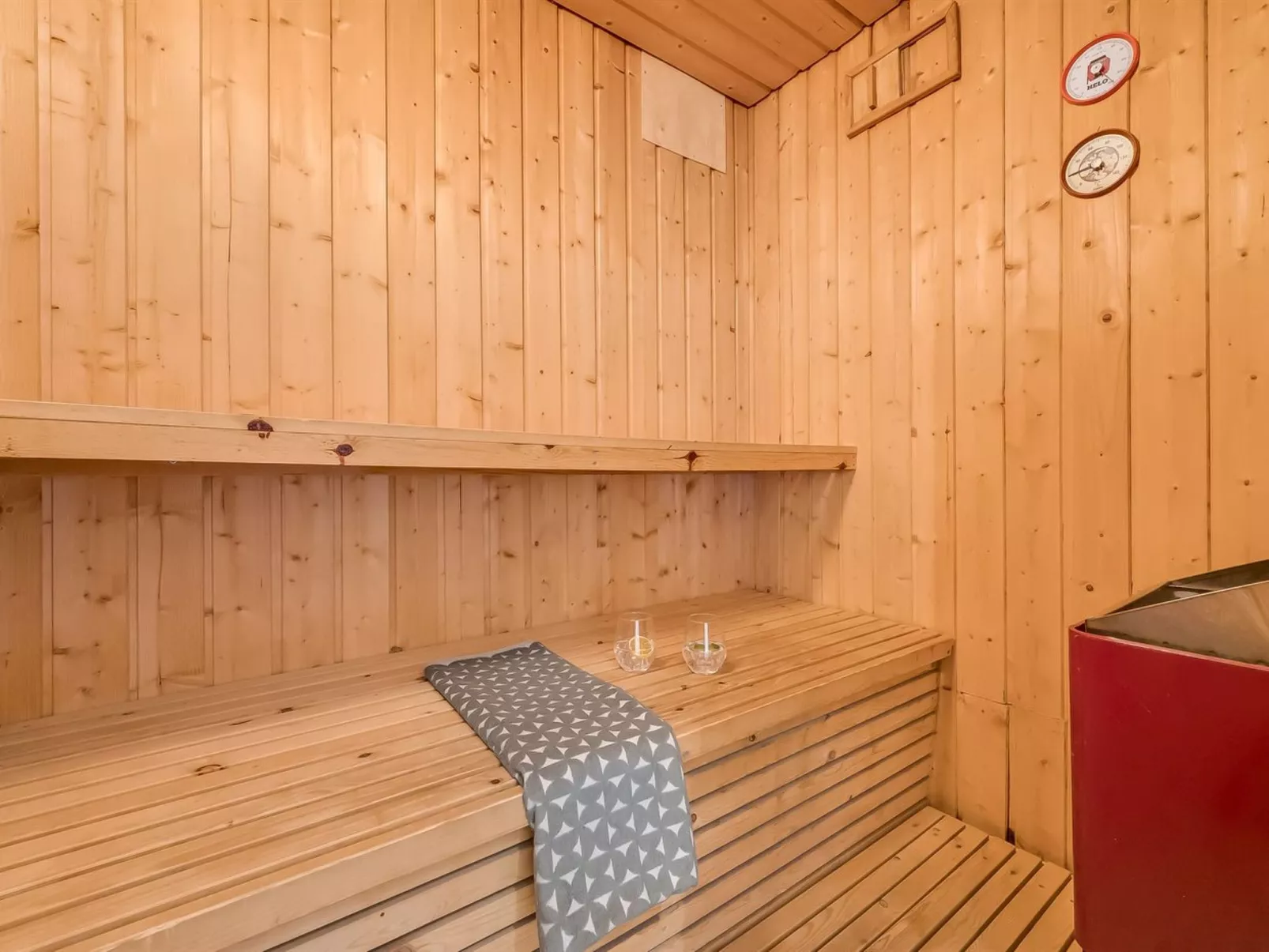 "Walther" - 300m from the sea-Binnen