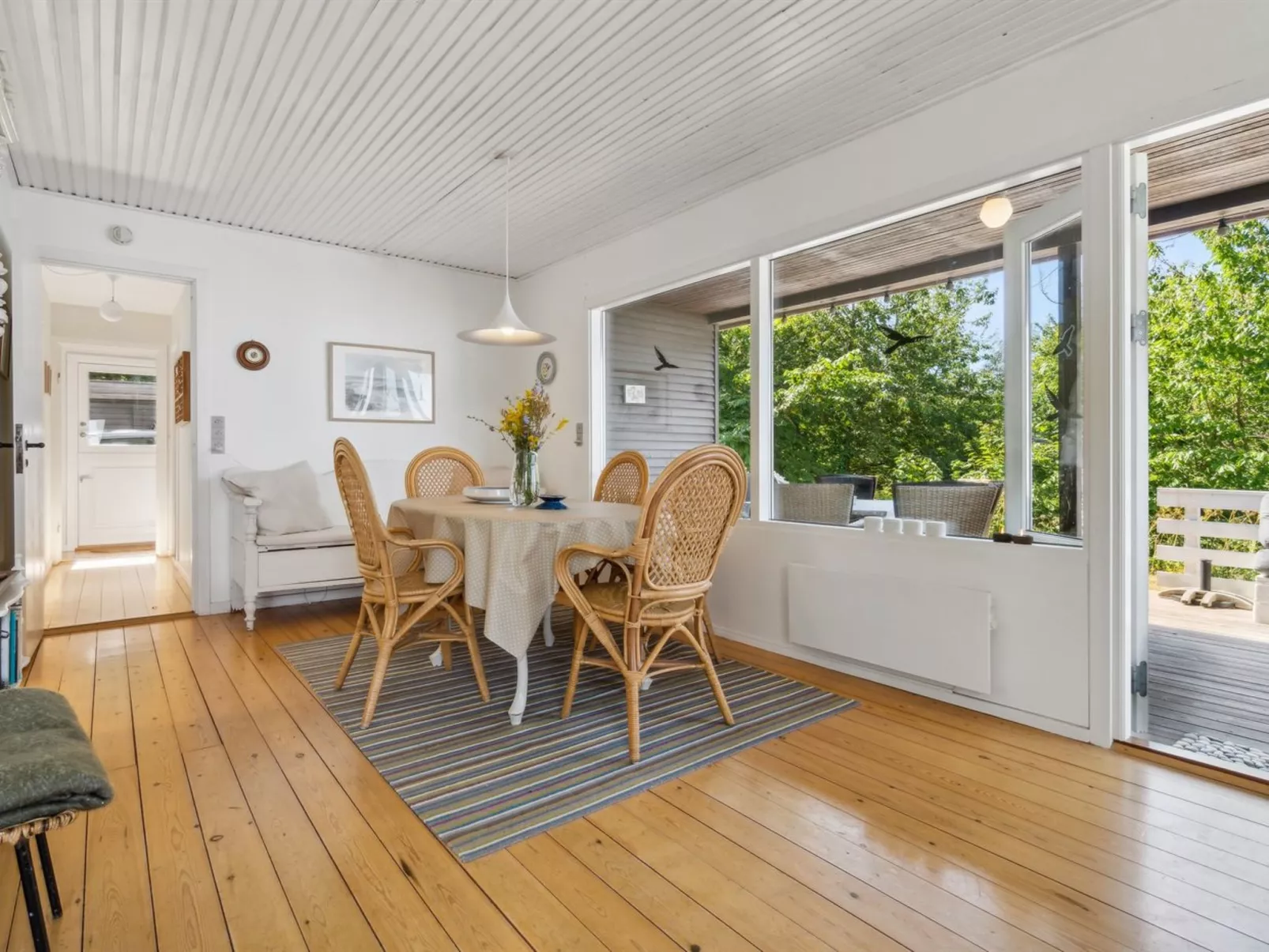 "Yasha" - 200m from the sea-Binnen