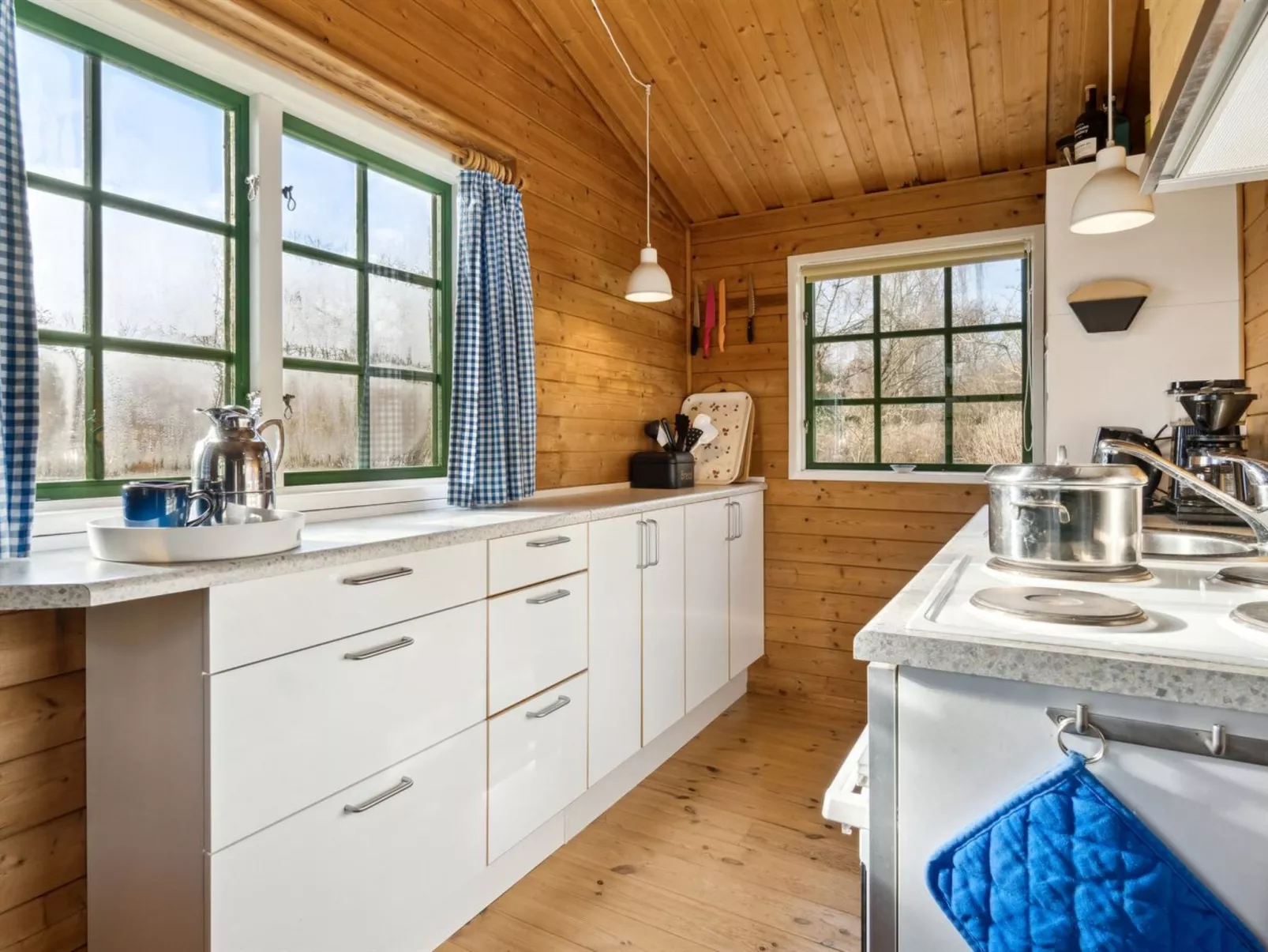 "Bonde" - 800m to the fjord-Binnen