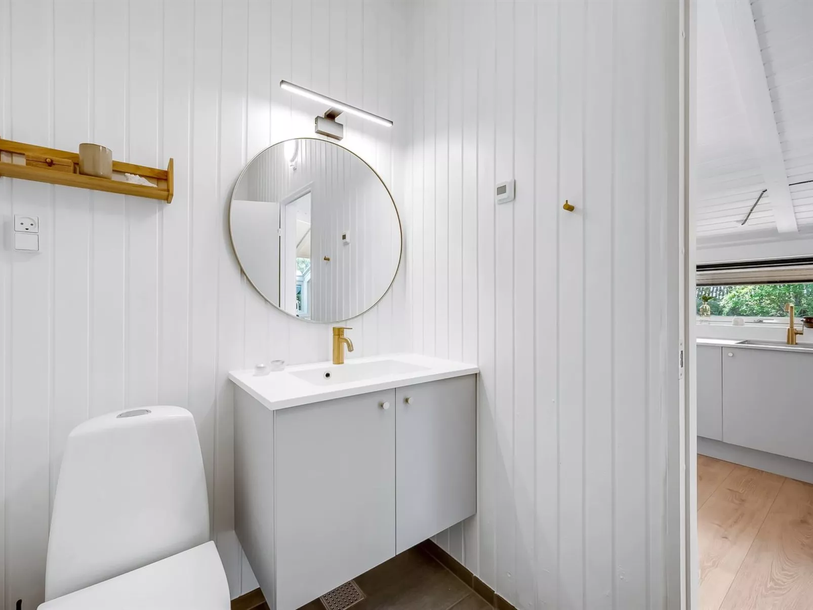 "Tilda" - 900m from the sea-Binnen