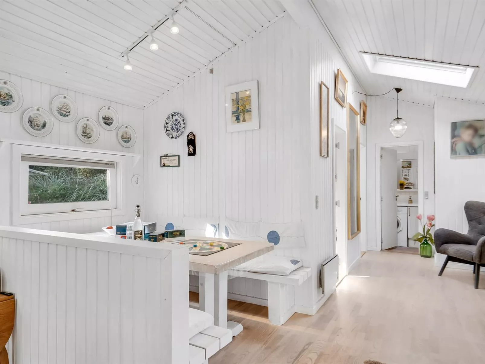 "Amai" - 100m from the sea-Binnen