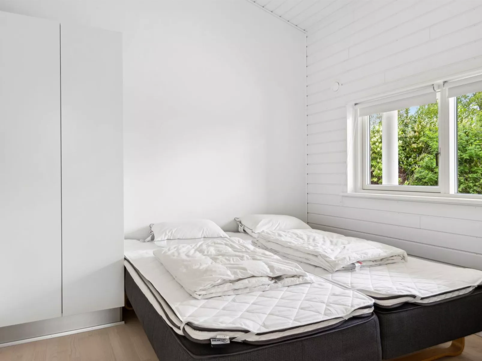 "Majvor" - 200m from the sea-Binnen