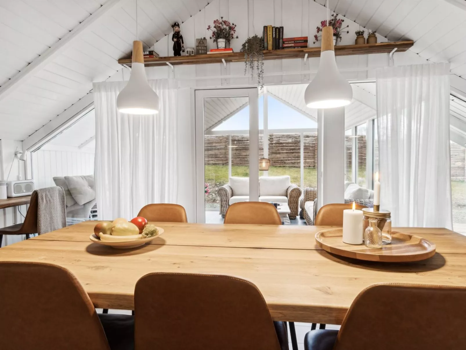 "Laurens" - 800m from the sea-Binnen