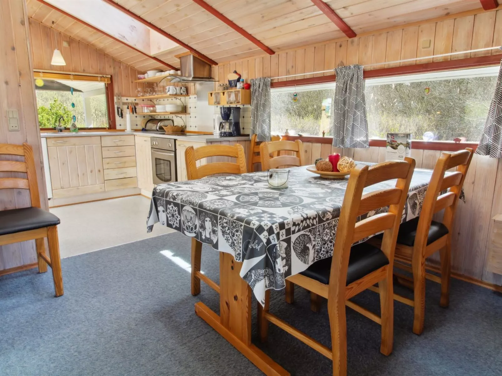 "Elpida" - 2km from the sea-Binnen