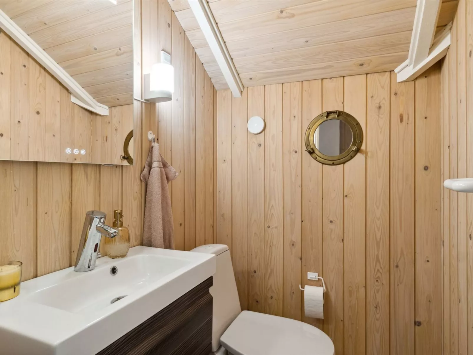 "Nonni" - 150m from the sea-Binnen