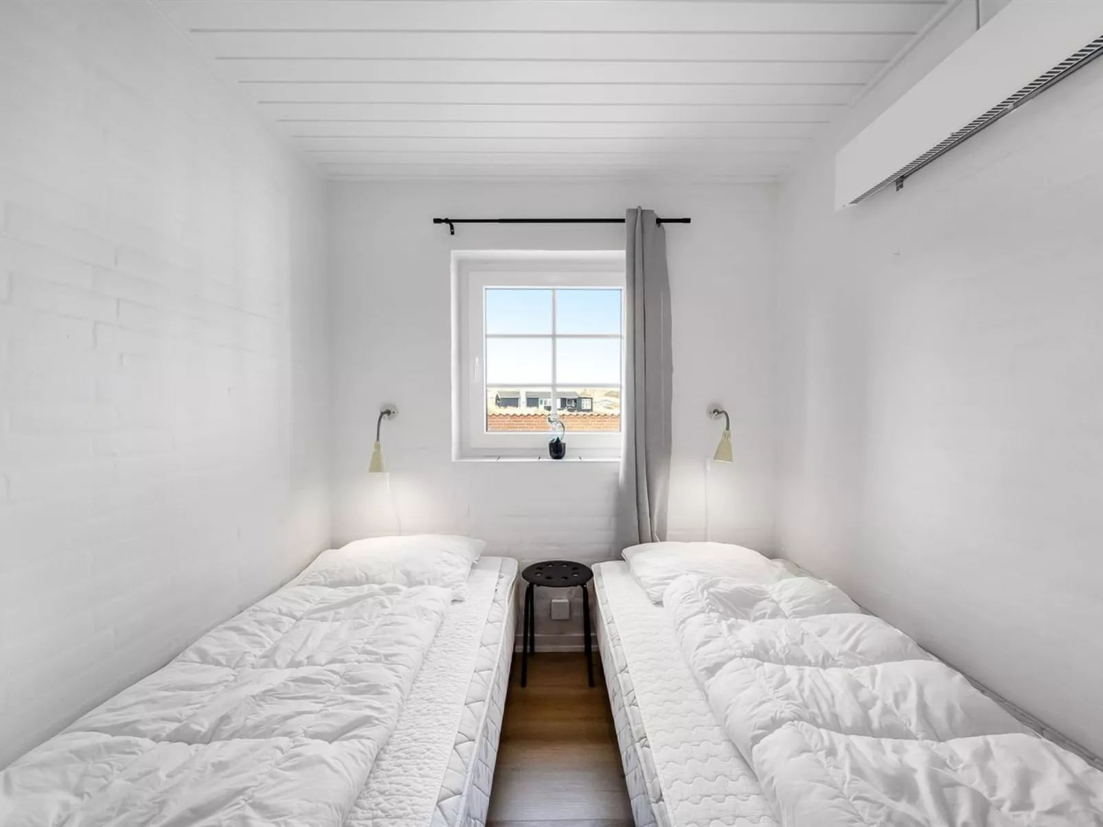 "Milena" - 200m from the sea-Binnen