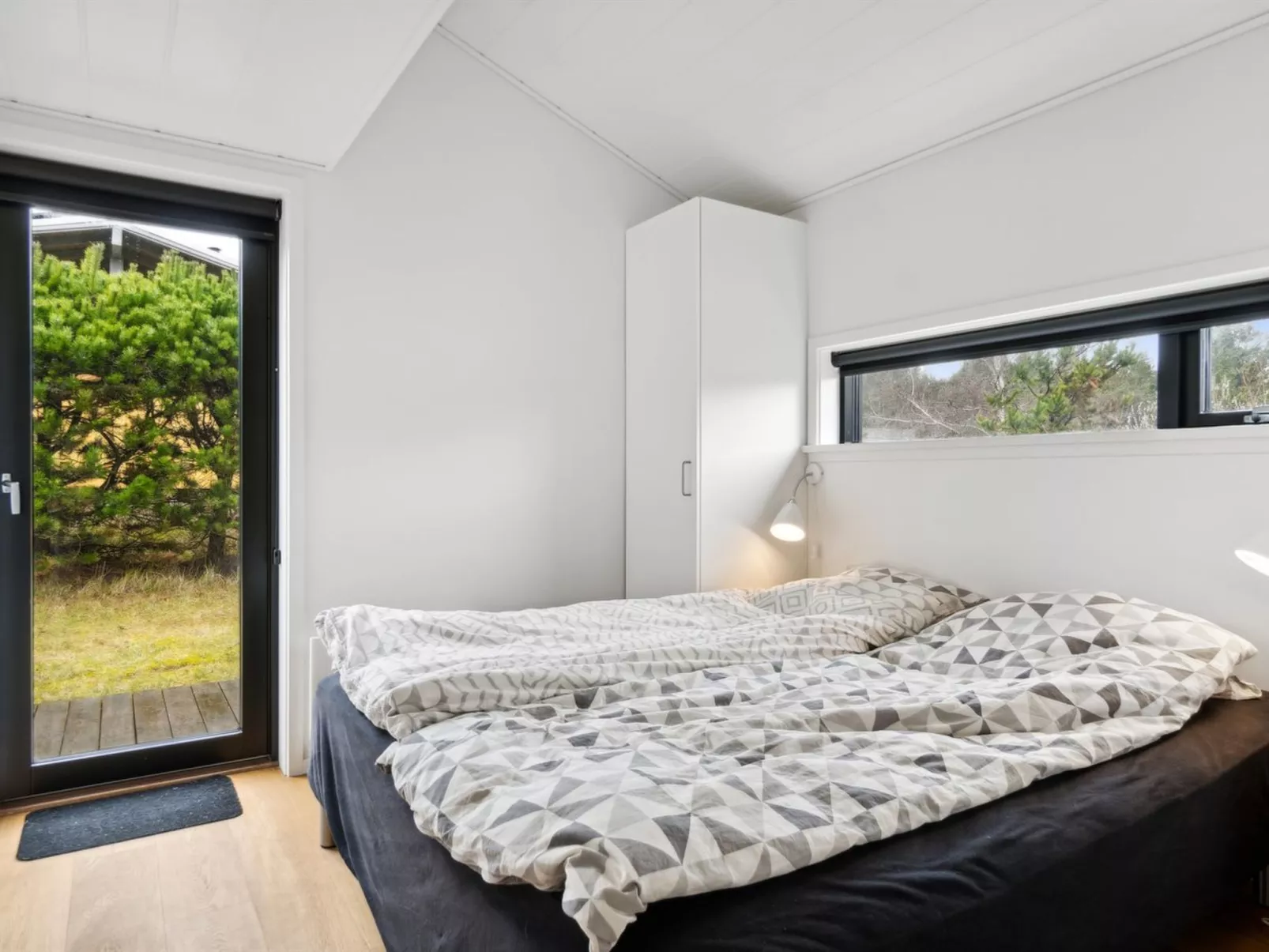 "Einette" - 100m from the sea-Binnen