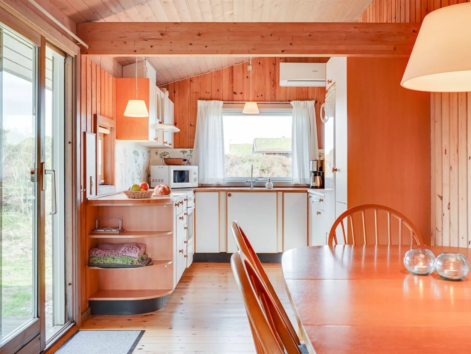 "Neja" - 400m from the sea-Binnen