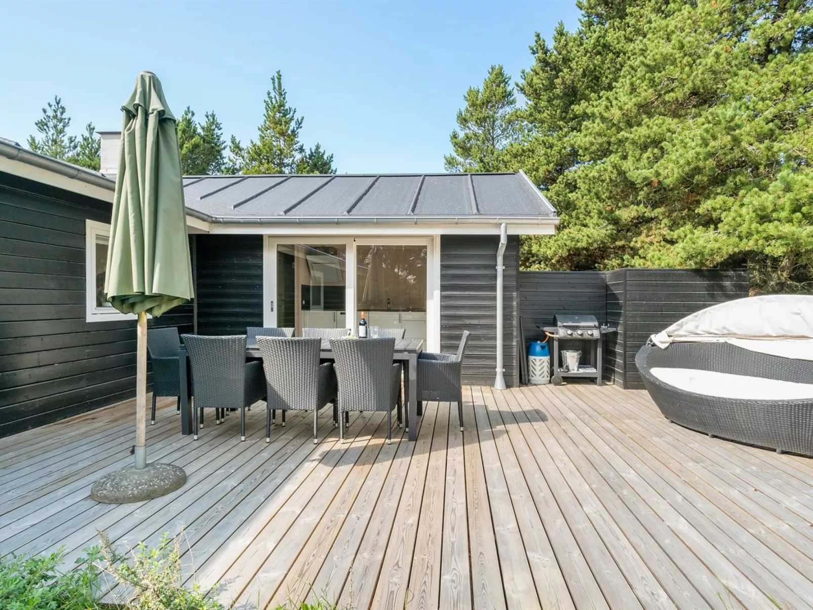 "Solgunn" - 900m from the sea-Buiten