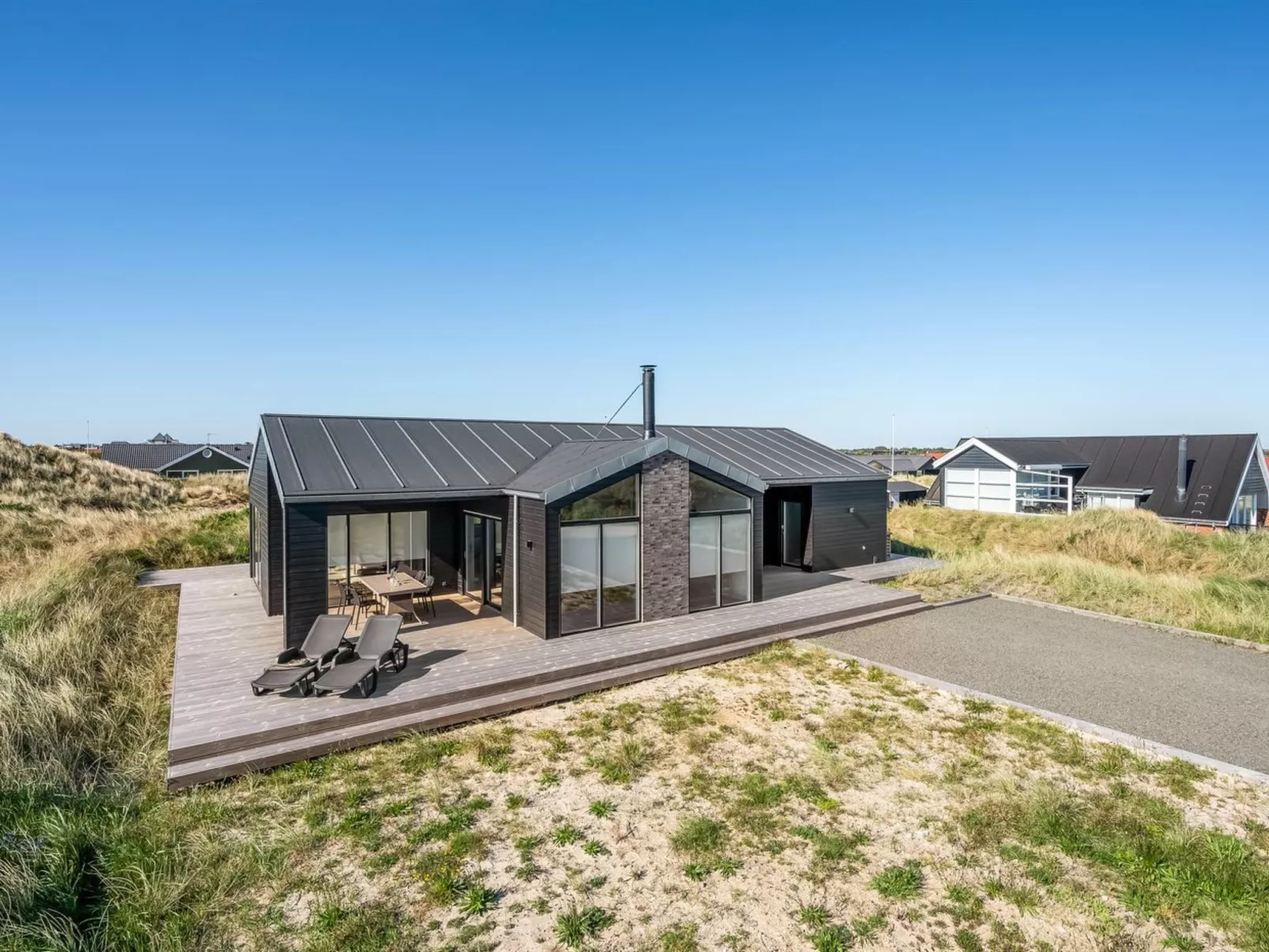 "Chenoa" - 350m from the sea-Buiten