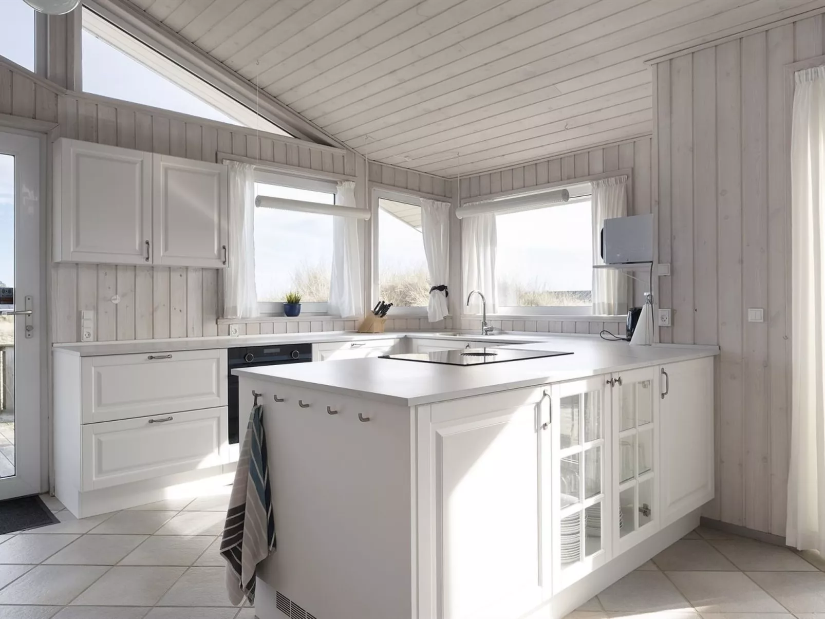 "Merta" - 150m from the sea-Binnen